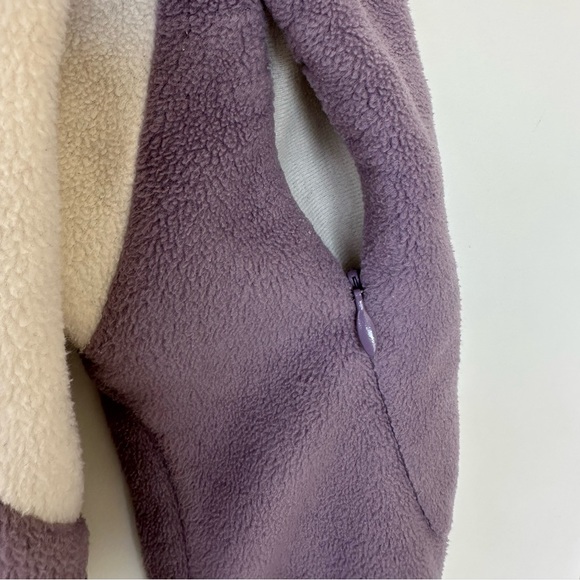 Columbia Hooded Zip Up Fleece Jacket - Picture 11 of 16